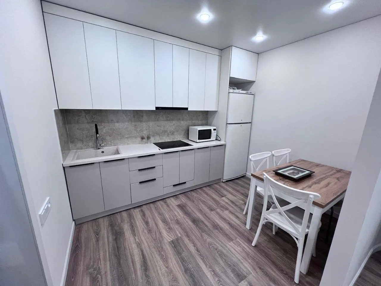 Flat Apartment Almaty 0*,
